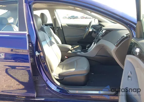 2013 Hyundai Sonata Limited z USA, uszkodzony, nr VIN 5NPEC4AC9DH697870